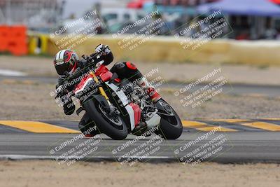 media/Jan-15-2023-SoCal Trackdays (Sun) [[c1237a034a]]/Turn 2 Set 1 (1145am)/